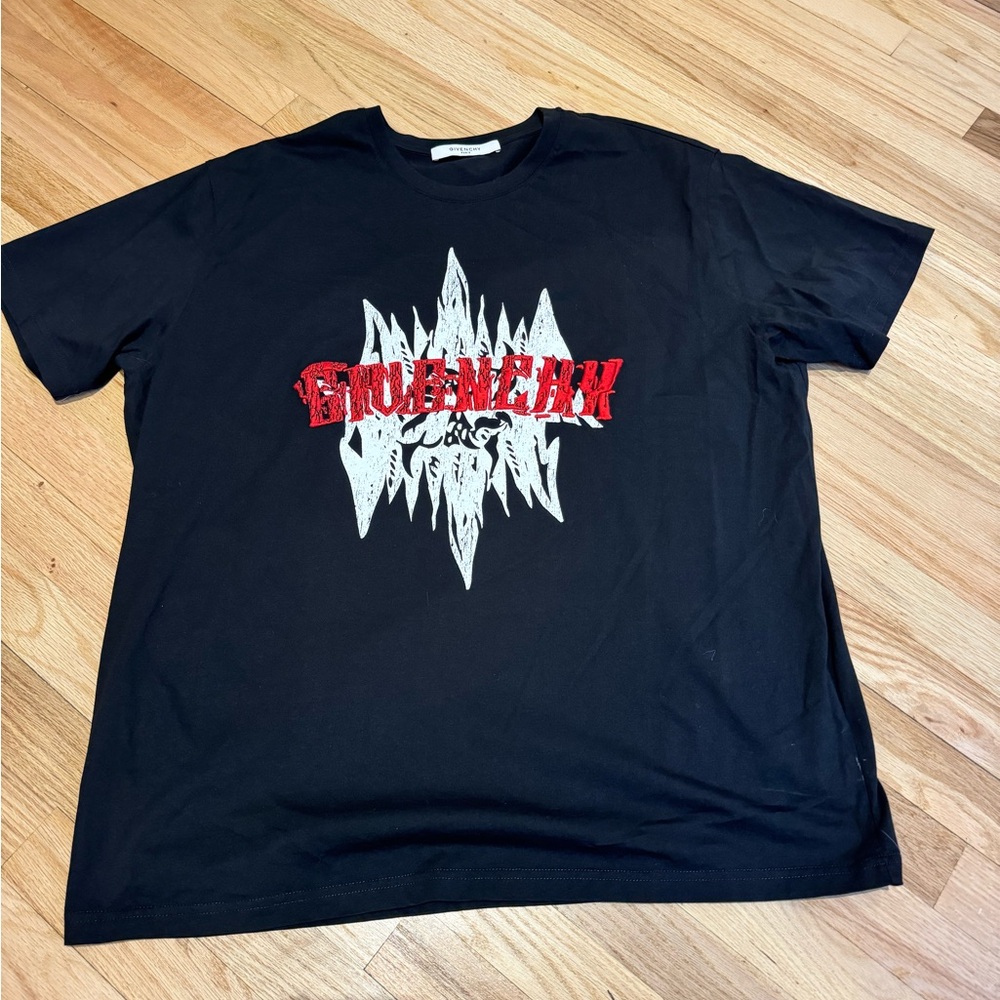 GIVENCHY graphic tshirt XXL